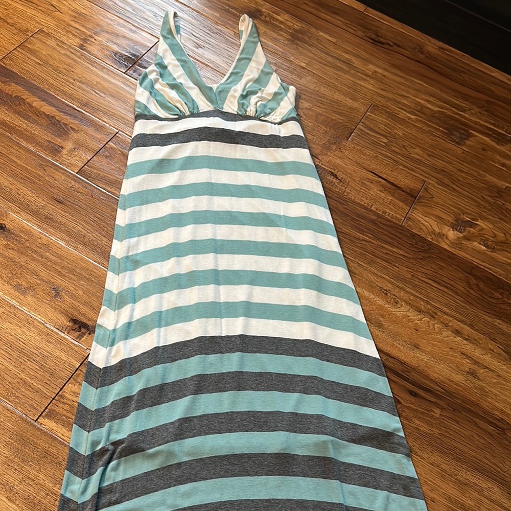 Red Haute Long Dress Green Grey and Cream Size Medium